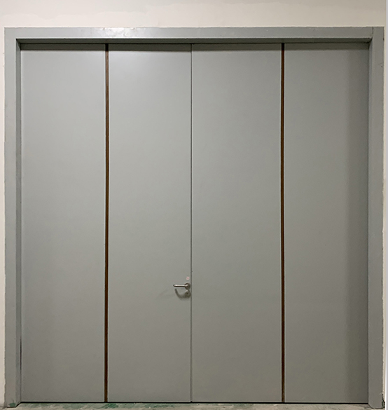 Super large steel door